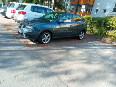 Occasion Seat Ibiza Sport 75 ch (55 kW) 2006 Gris Citadine