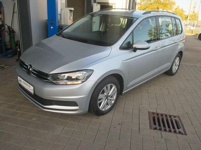 Gebraucht VW Touran Comfortline 150 PS (110 kW) 2021 Silber Van / Kleinbus