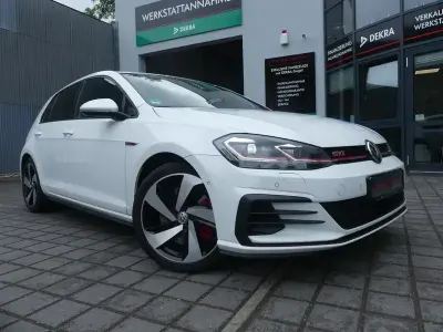 Gebraucht VW Golf VII GTI 245 PS (180 kW) 2019 Pure white Limousine