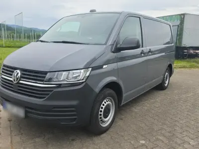 Używany VW Transporter 81 KM (59 kW) 2020 Szary Van
