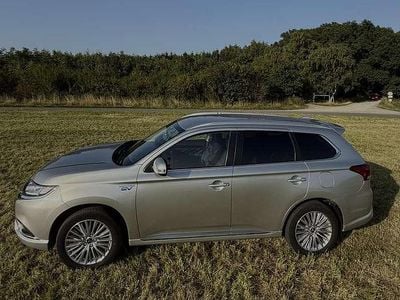 Mitsubishi Outlander P-HEV