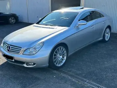 Gebraucht Mercedes CLS320 224 PS (164 kW) 2006 Silber Coupé