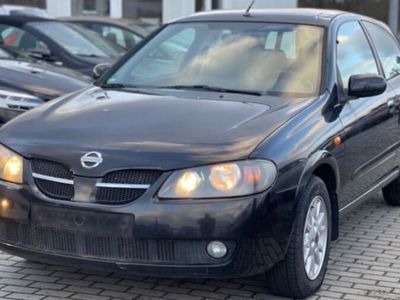 gebraucht Nissan Almera 1.5 Visia 97PS Klima Auspuff ist laut