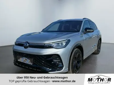Usata VW Tiguan R-line 193 CV (141 kW) 2024 Argento SUV