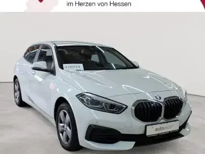 Gebraucht BMW 118 Advantage 136 PS (100 kW) 2023 Weiß Limousine