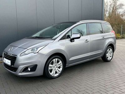 gebraucht Peugeot 5008 Allure *Rückfahrkamera*