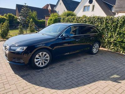Schwarz Gebraucht 2016 Audi A4 Kombi | 14.500 € (Teuer)