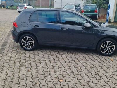 gebraucht VW Golf 1.6 TDI DSG Join