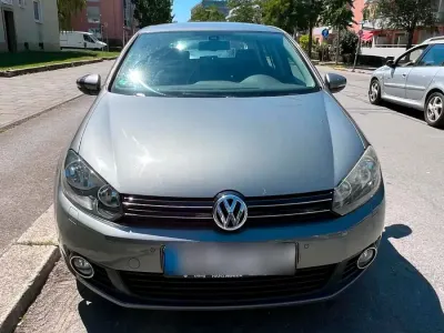 Gebraucht VW Golf VI 122 PS (89 kW) 2009 Grau Kleinwagen