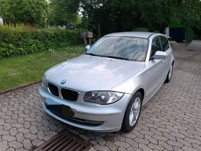 Gebraucht BMW 118 Lifestyle 143 PS (105 kW) 2010 Silber Kleinwagen