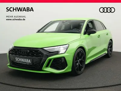Gebraucht Audi RS3 Sport 400 PS (294 kW) 2023 Kyalamigrün Limousine
