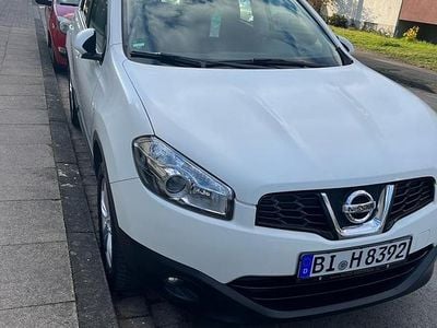 Gebraucht Nissan Qashqai 116 PS (85 kW) 2012 Weiß SUV