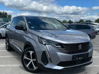 Gebraucht Peugeot 3008 Allure 131 PS (96 kW) 2022 Silber SUV