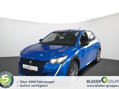 Gebraucht Peugeot e-208 Allure 100 kW (136 PS) 2023 Blau Kleinwagen