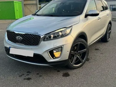 Gebraucht Kia Sorento Platinum Edition 200 PS (147 kW) 2015 Silber SUV