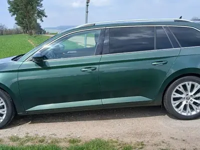 Gebraucht Skoda Superb 190 PS (139 kW) 2019 Grün Kombi