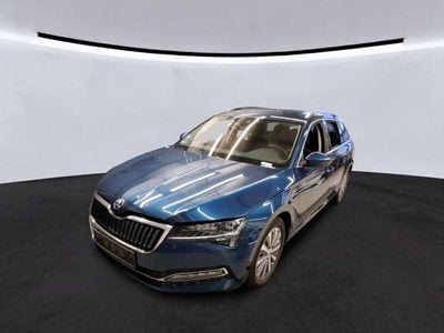 Gebraucht Skoda Superb Style 190 PS (139 kW) 2022 Blau Kombi