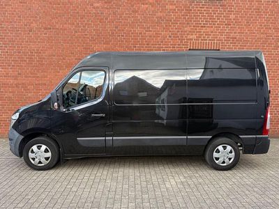 Nissan NV400