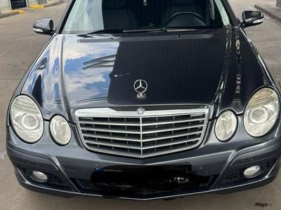 Mercedes E220