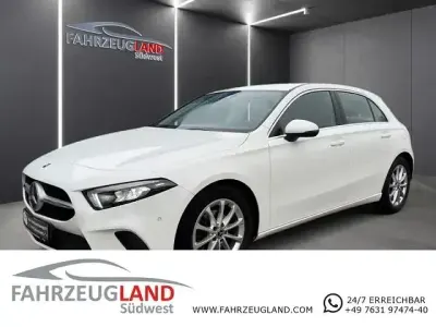 Używany Mercedes A180 Business 136 KM (100 kW) 2018 Biały Sedan/Limuzyna