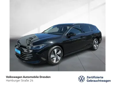 Gebraucht VW Passat Elegance 150 PS (110 kW) 2025 Schwarz Kombi