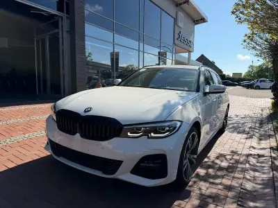 Gebraucht BMW 330e Shadowline 252 PS (185 kW) 2022 Weiß
