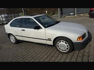 Gebraucht BMW 316 102 PS (75 kW) 1995 Grau Coupé