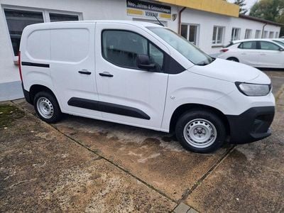 Neu Citroën Berlingo 102 PS (75 kW) 2025 Weiß Van / Kleinbus