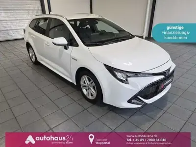 Usata Toyota Corolla Comfort 122 CV (89 kW) 2021 Bianco Station wagon