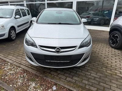 Gebraucht Opel Astra 140 PS (102 kW) 2013 Silber Kombi
