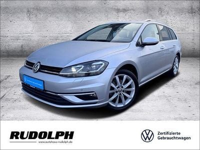 Reflexsilber metallic Gebraucht 2020 VW Golf VII Highline Kombi | 17.970 € (Guter Preis)