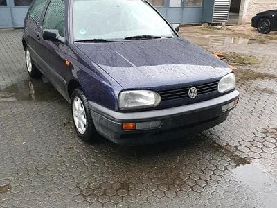 Brugt VW Golf III 75 HK (55 kW) 1995 Blå Sedan