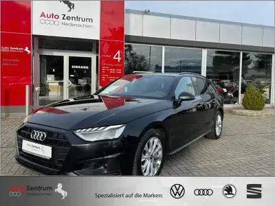 Gebraucht Audi A4 Advanced 204 PS (150 kW) 2022 Schwarz Kombi
