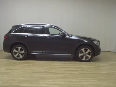 Usata Mercedes GLC220 360 CV (264 kW) 2022 Nero SUV