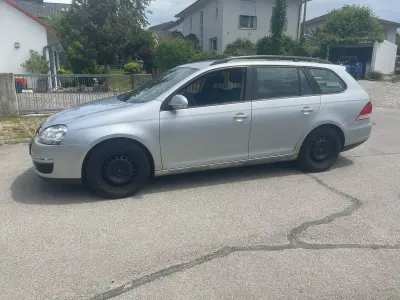 Gebraucht VW Golf VI Comfortline 102 PS (75 kW) 2008 Silber Kleinwagen