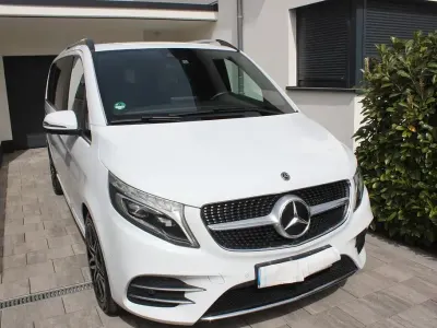 Gebraucht Mercedes V300 Avantgarde Edition 239 PS (175 kW) 2019 Weiß Van / Kleinbus