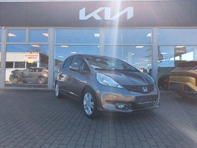 Second-hand Honda Jazz Comfort Plus 99 CP (72 kW) 2015 Maro Hatchback