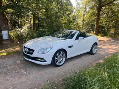 Gebraucht Mercedes SLK200 184 PS (135 kW) 2013 Weiß Cabrio