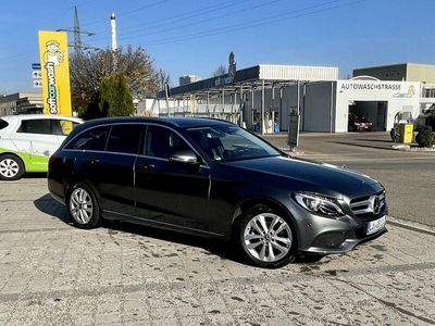 gebraucht Mercedes C220 d t 4-matic Kombi AMG / Statt 62.450 € nur