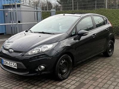 Schwarz Gebraucht 2012 Ford Fiesta Trend Limousine | 3.900 € (Fairer Preis)