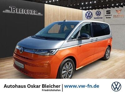 Gebraucht VW Multivan Energetic 150 PS (110 kW) 2023 Monosilber / energetic orange Van