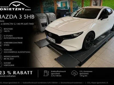Neu Mazda 3 Homura-Line 140 PS (102 kW) 2025 Arctic white Limousine