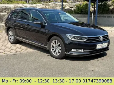 Gebraucht VW Passat Highline 150 PS (110 kW) 2015 Schwarz Kombi