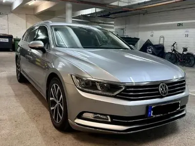 Gebraucht VW Passat Highline 179 PS (131 kW) 2018 Silber Kombi