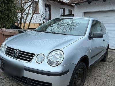 Gebraucht VW Polo 75 PS (55 kW) 2004 Silber Kleinwagen