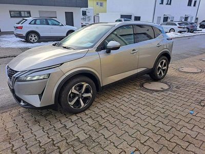 Silber Gebraucht 2024 Nissan Qashqai N-Connecta SUV | 26.290 € (Fairer Preis)