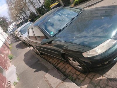 Gebraucht Opel Vectra 101 PS (74 kW) 1999 Grün Limousine