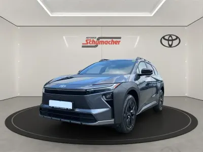 Neu Toyota bZ4X 164 kW (224 PS) 2026 Grau SUV