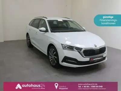 Usata Skoda Octavia Tour 150 CV (110 kW) 2022 Bianco Station wagon