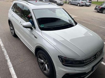 Weiß Gebraucht 2016 VW Tiguan Highline SUV | 24.900 € (Teuer)